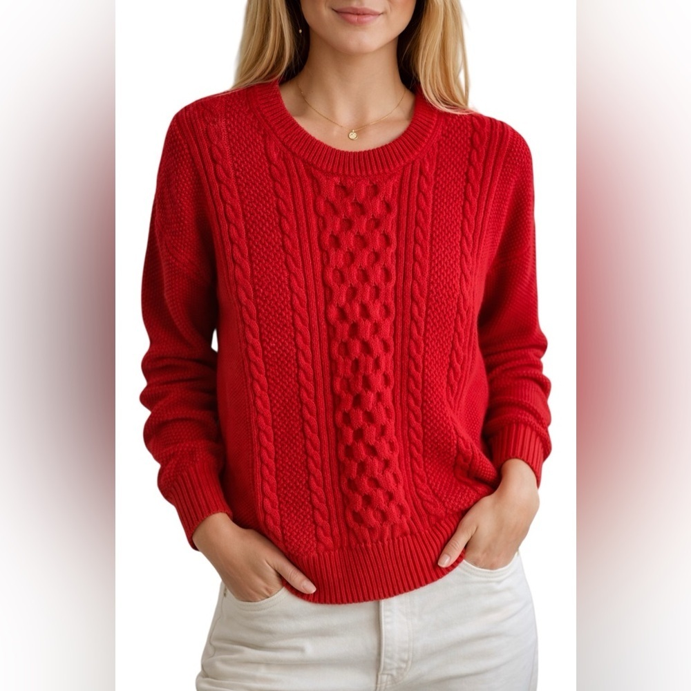 GAP Red Cable Knit Crewneck Sweater Cozy Classic Fit Preppy Winter Size Small